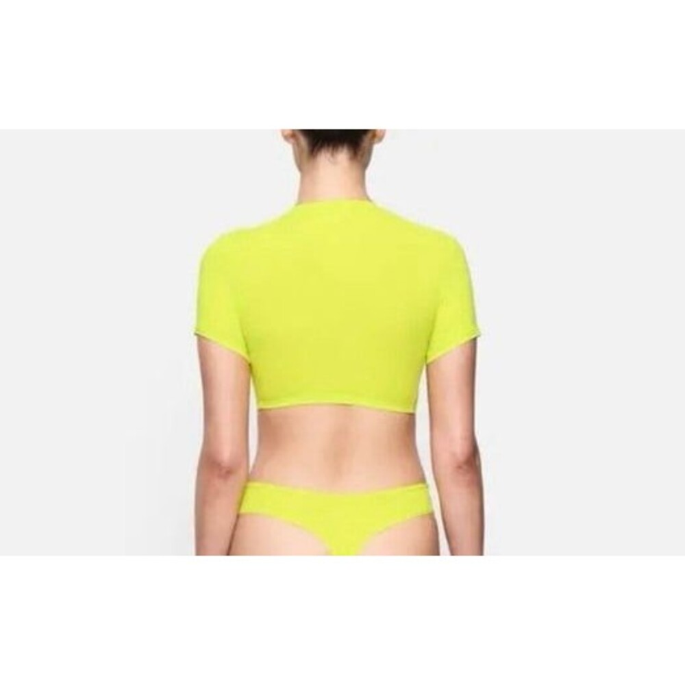Skims Fits Everybody Super Cropped T-Shirt Neon Lime Size XL - Picture 3 of 11
